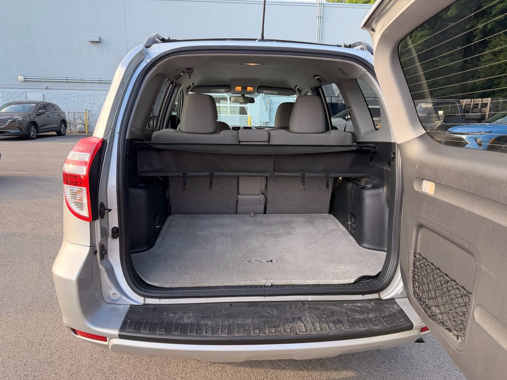 Used 2012 Classic Silver Metallic Toyota Base image 9