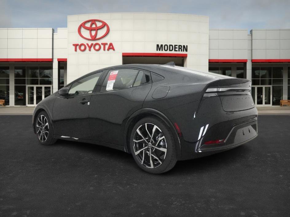 New 2026 Midnight Black Met Toyota XSE image 13