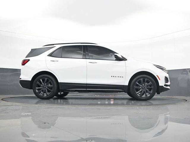 Used 2023 Summit White Chevrolet RS image 24