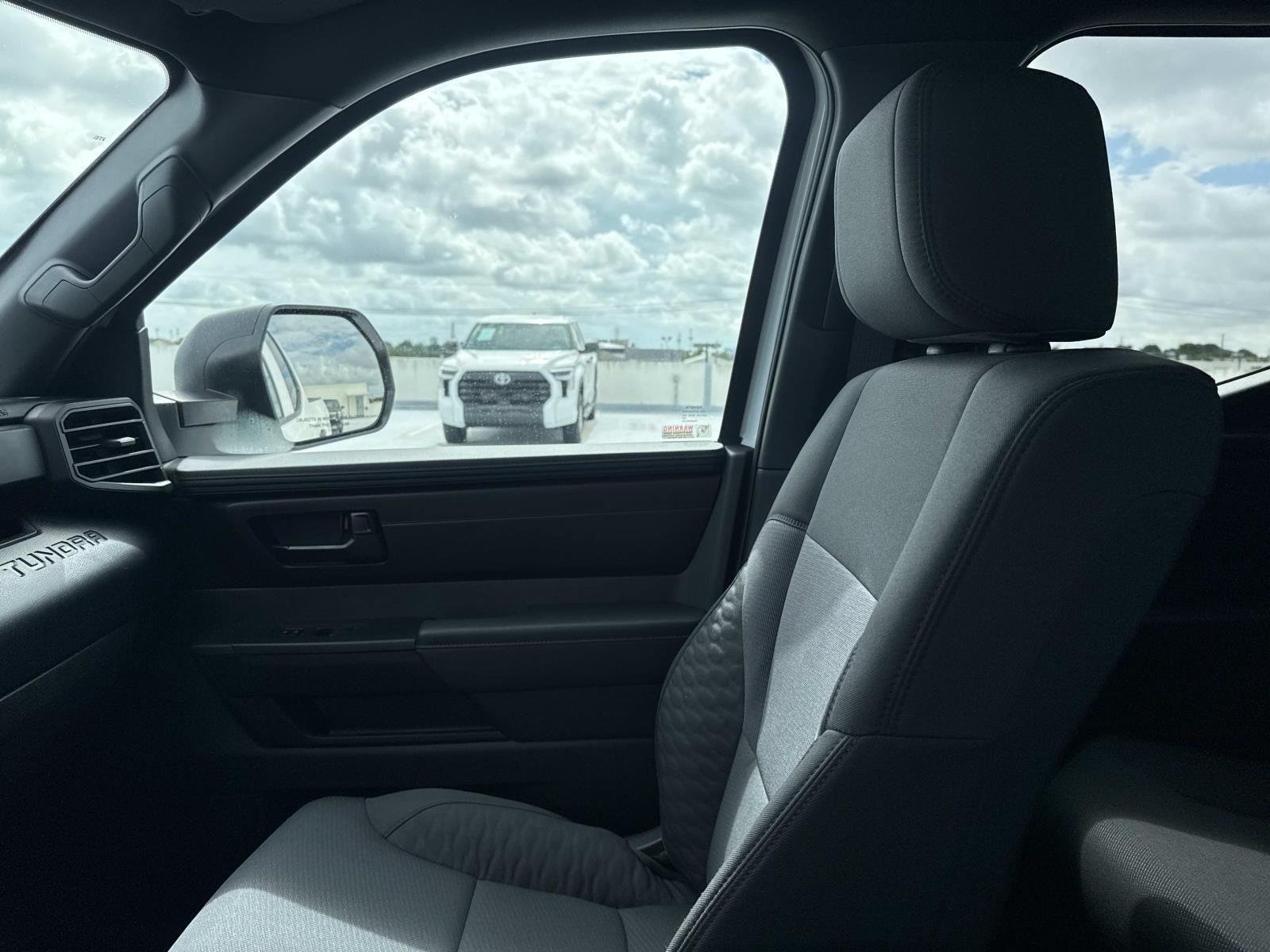 Used 2026 Ice Cap Toyota SR image 15