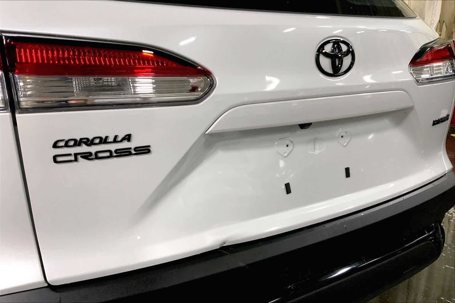 Used 2024 Wind Chill Pearl Toyota Hybrid S image 31