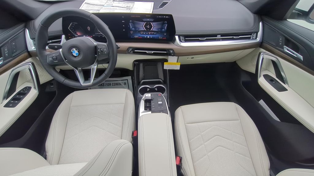 New 2026 Alpine White BMW xDrive28i image 11