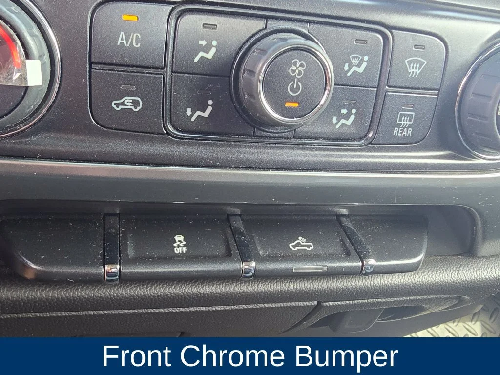 Used 2015 TUNGSTEN METALLIC Chevrolet LT image 33
