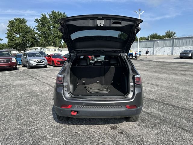 Used 2024 Silver Jeep Trailhawk image 22
