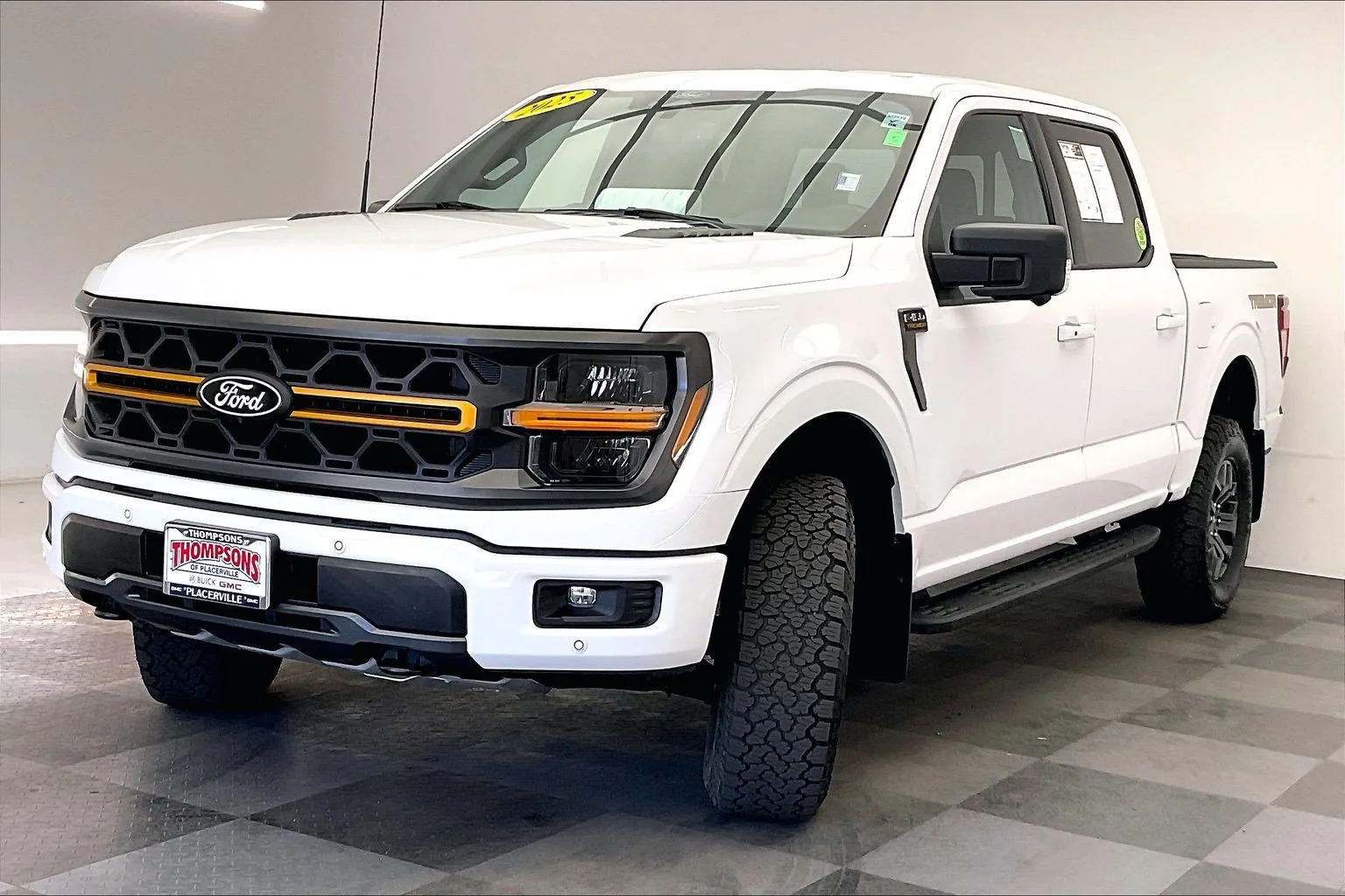 Used 2025 Oxford White Ford Tremor image 12