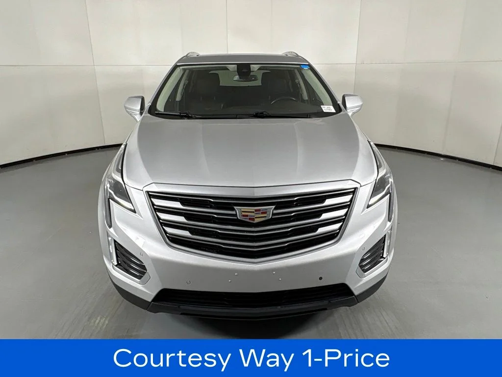 Used 2018 Silver Cadillac Premium Luxury image 5