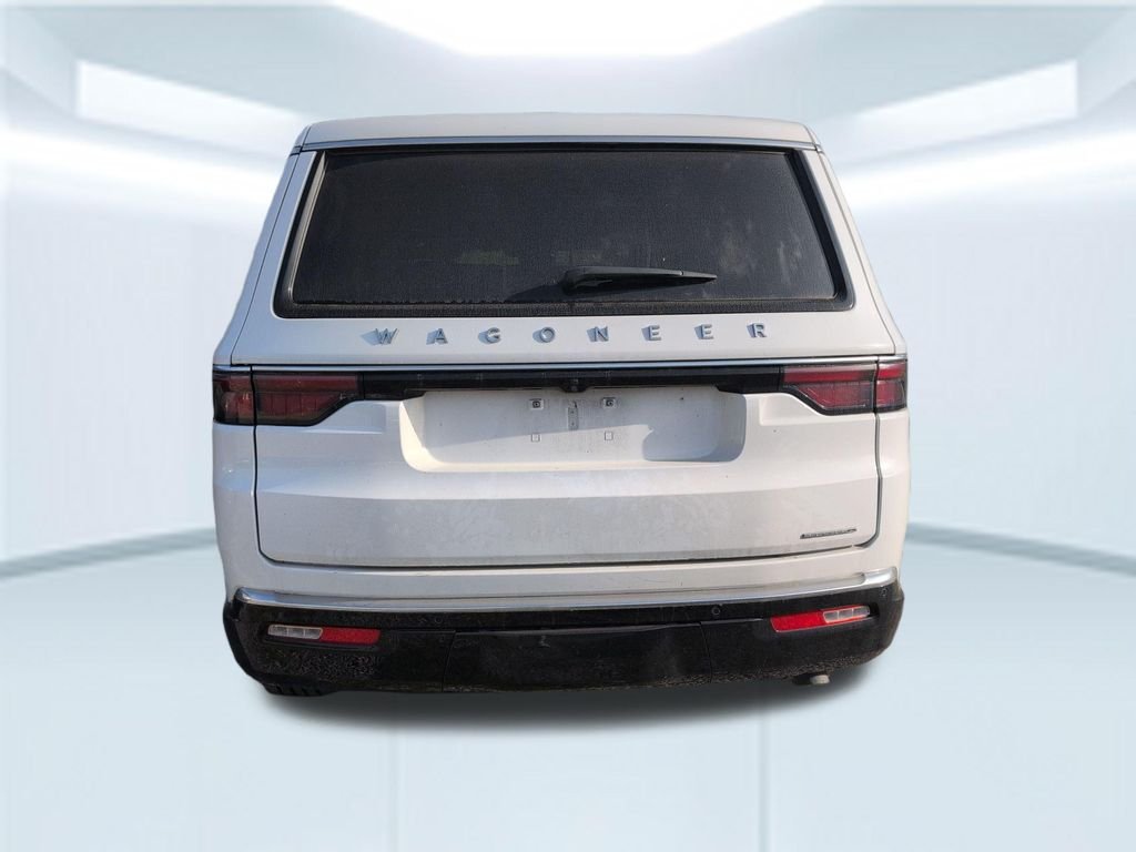 Used 2024 White Jeep Series II image 3