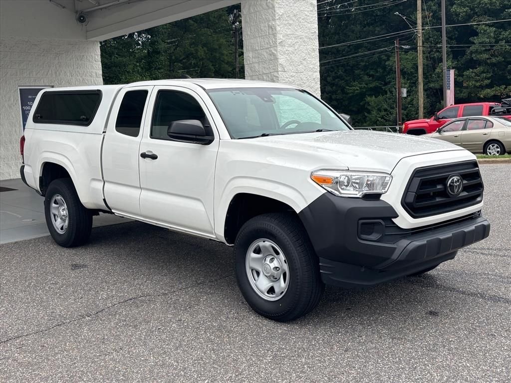 Used 2023 Ice Toyota SR image 21