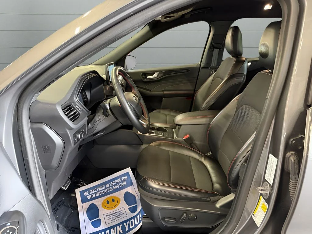 Used 2024 Gray Ford ST-Line image 11