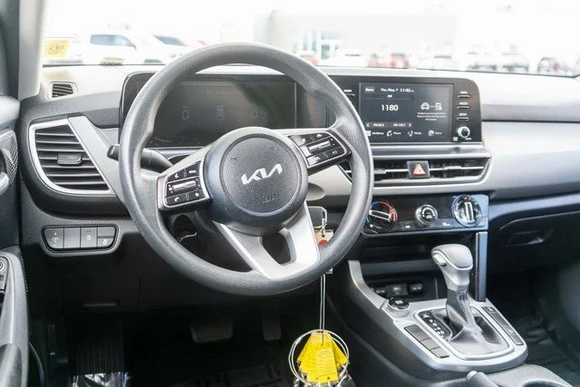 Used 2024 Black Kia LX image 14
