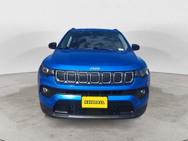 Used 2022 Blue Jeep Latitude image 8