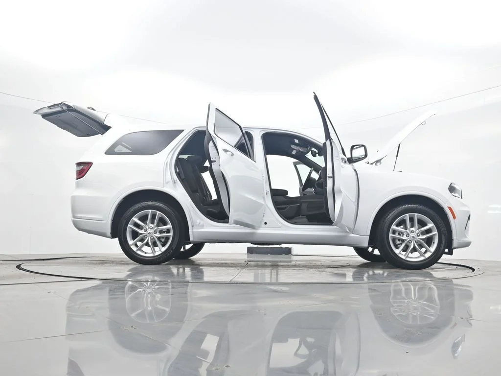 New 2026 White Knuckle Clear-Coat Exterior Paint Dodge GT image 48