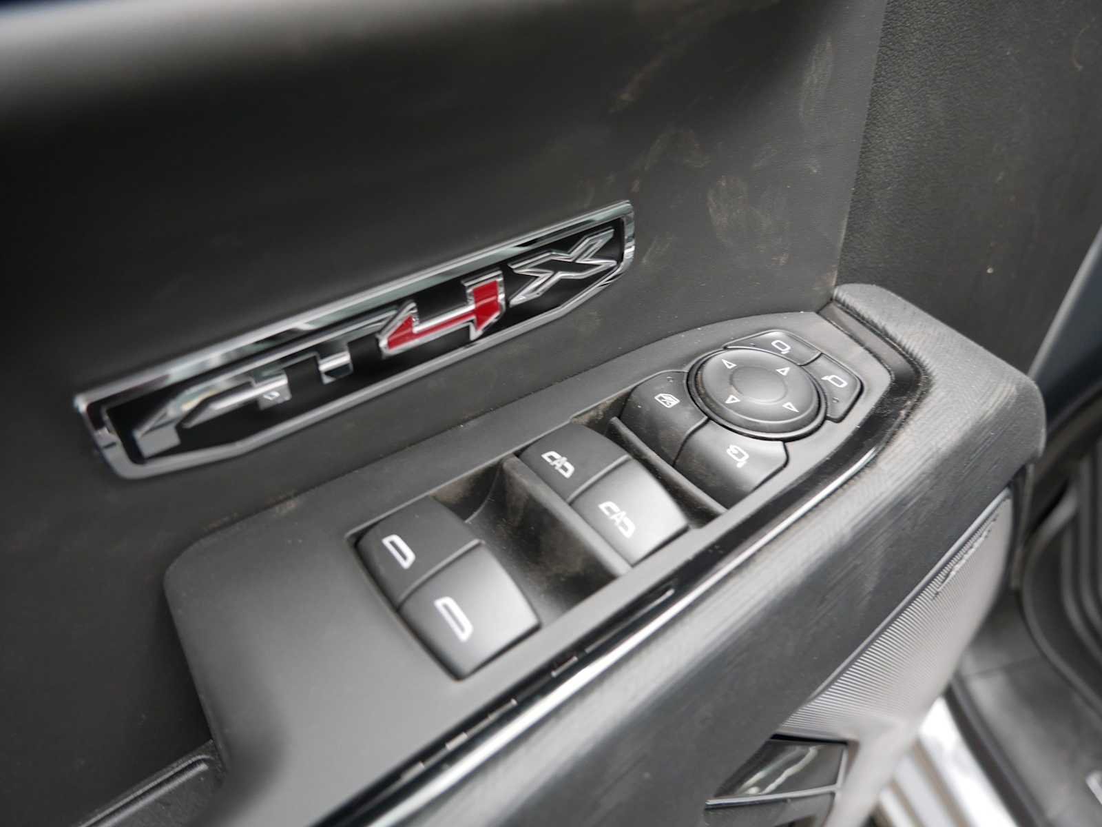 2026 GMC Sierra 1500 AT4X - Photo 16