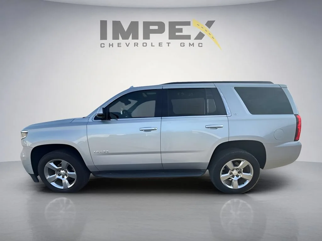 Used 2018 SILVER ICE METALLIC Chevrolet LT image 2
