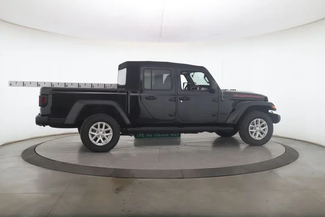 Used 2023 Black Jeep Sport S image 6