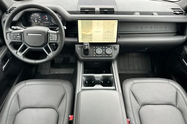 New 2026 Woolstone Green Land Rover X-Dynamic SE image 12