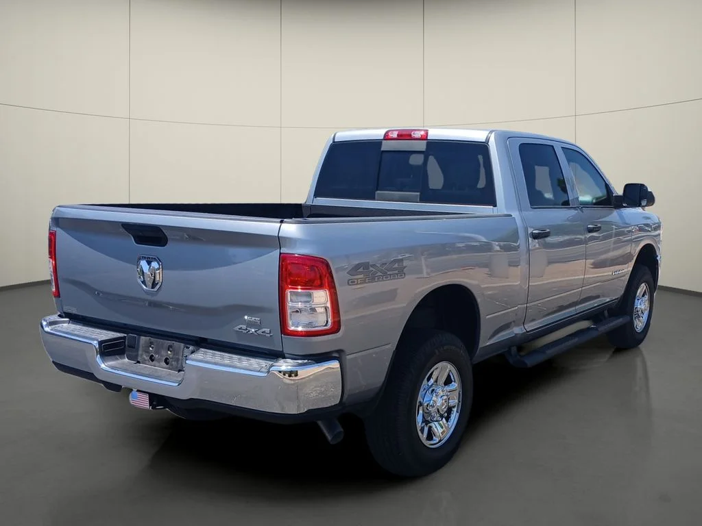 Used 2022 Billet Silver Metallic Ram Tradesman image 7