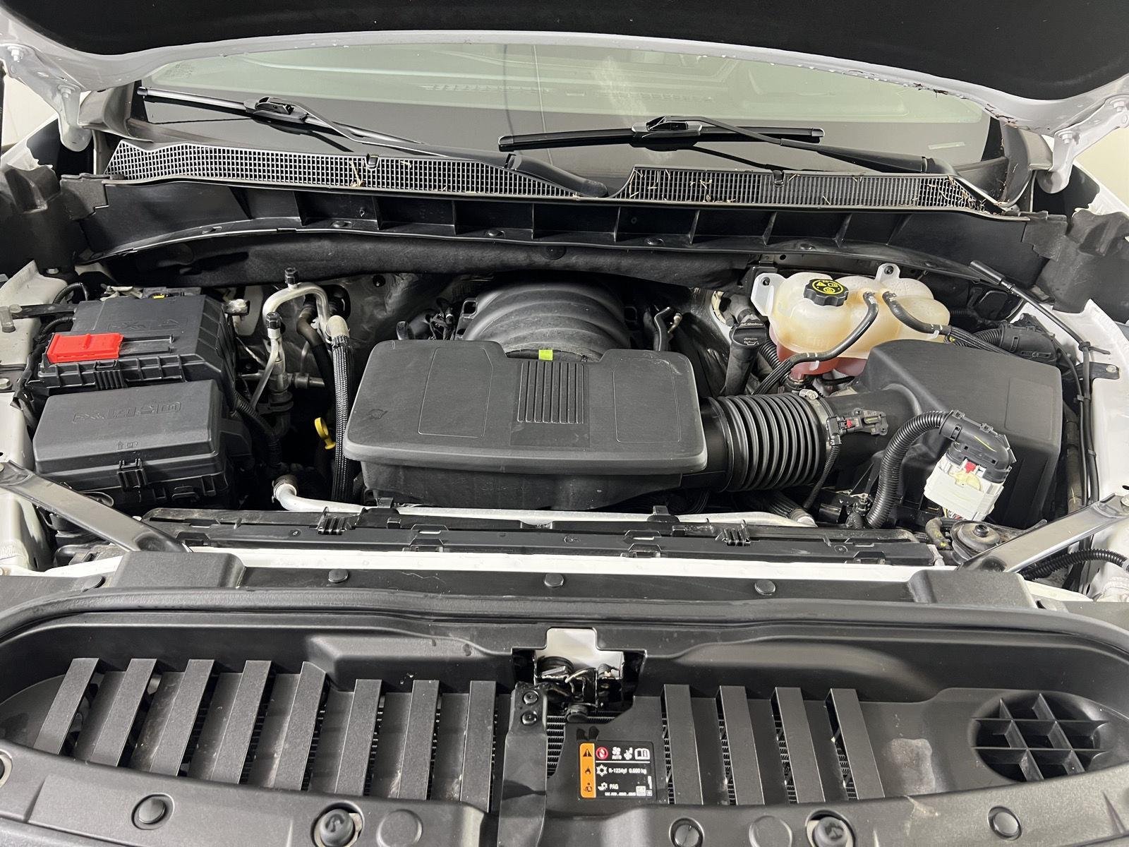 Used 2023 Summit White Chevrolet RST image 23