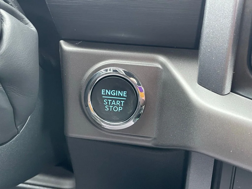 2025 Ford F-150 XLT - Photo 36