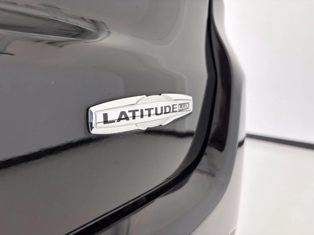 Used 2024 Black Jeep Latitude Lux image 24