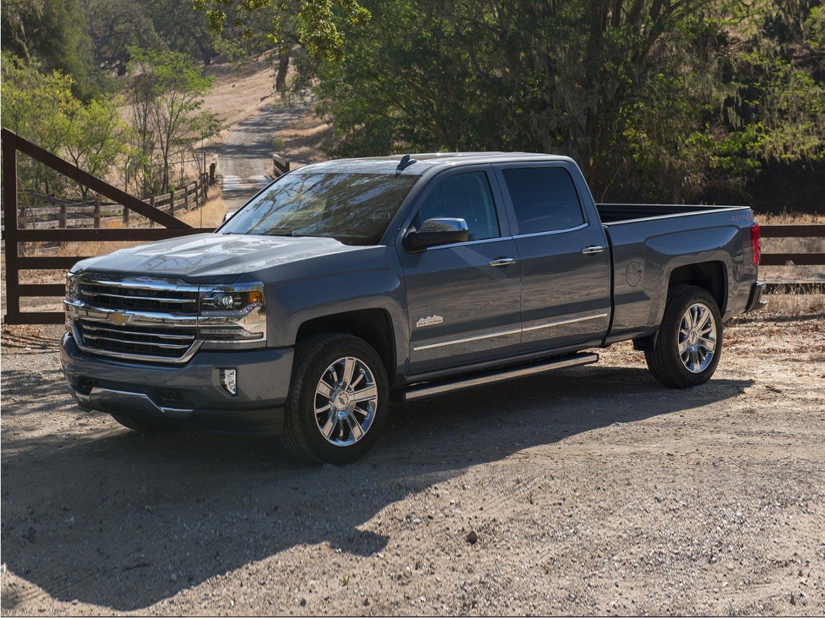 Used 2018 Black Chevrolet High Country image 1
