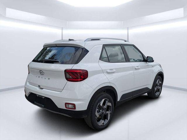 New 2026 White Hyundai SEL image 3