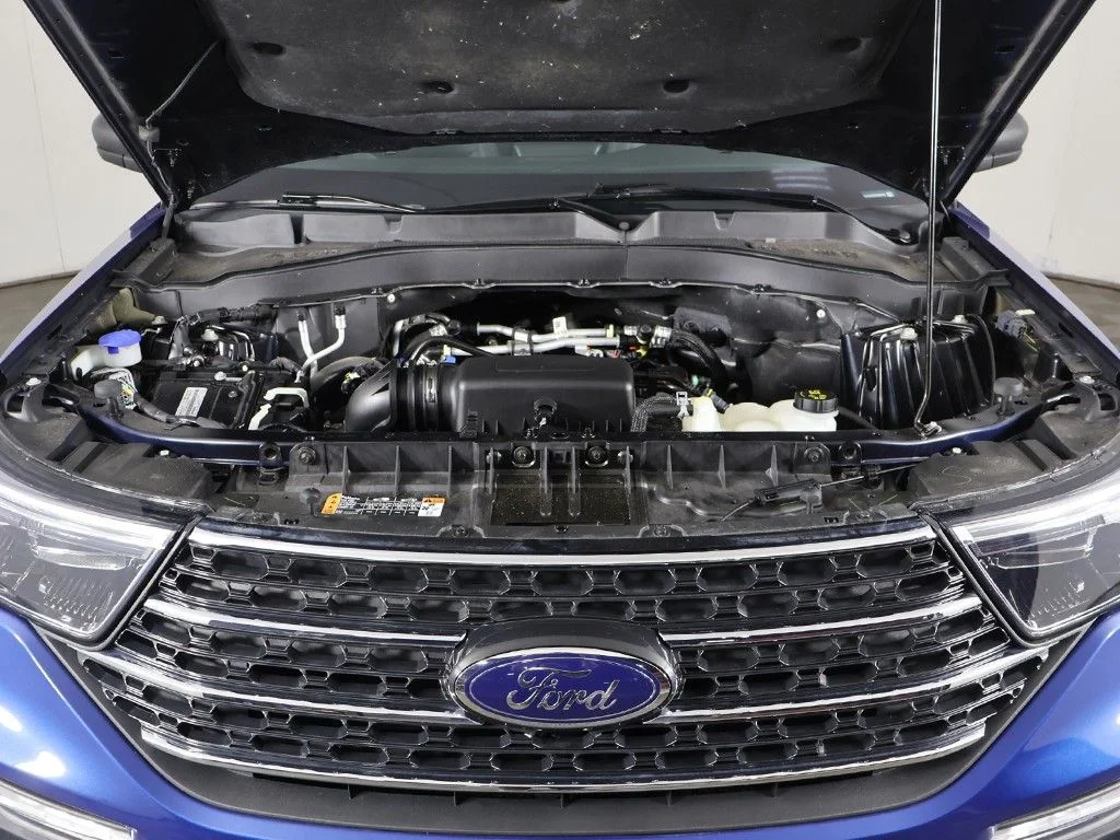 Used 2023 Blue Ford XLT image 18