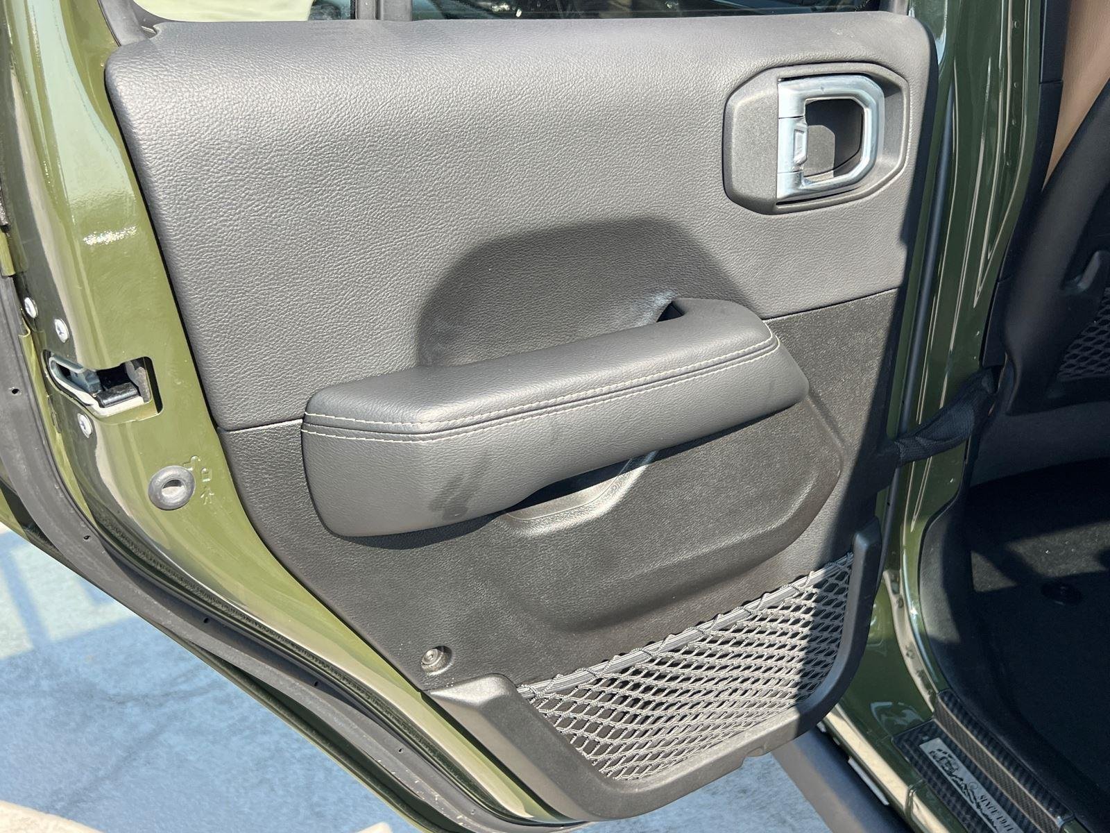 Used 2023 Sarge Green Clearcoat Jeep Rubicon image 21