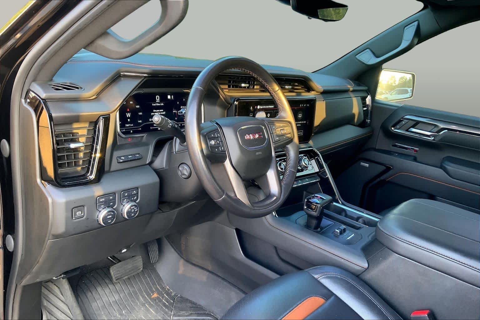 Used 2023 Onyx Black GMC AT4 image 17