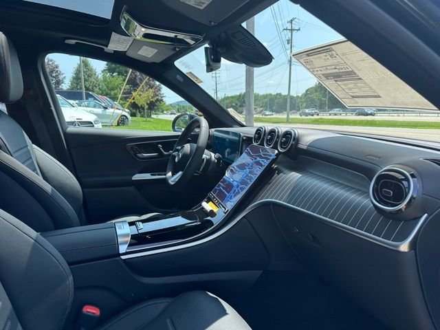 New 2026 Black Mercedes-Benz GLC 300 image 25