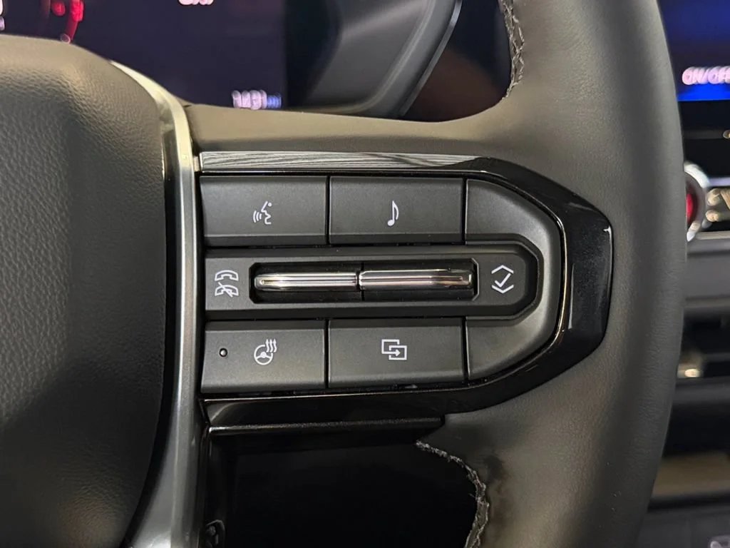 Used 2026 Black Chevrolet Trail Boss image 31
