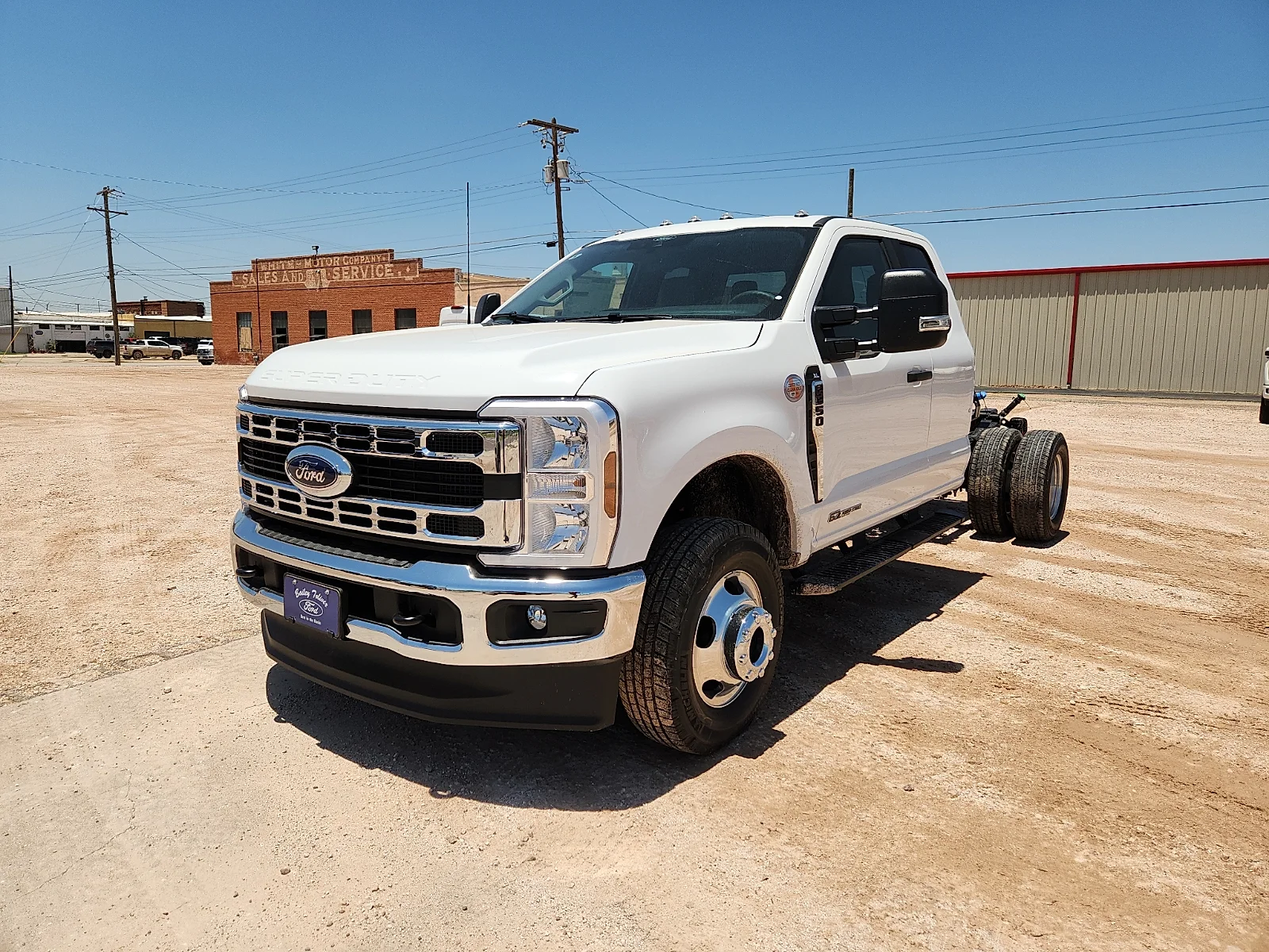 New 2026 Oxford White Ford F-350® XL image 3