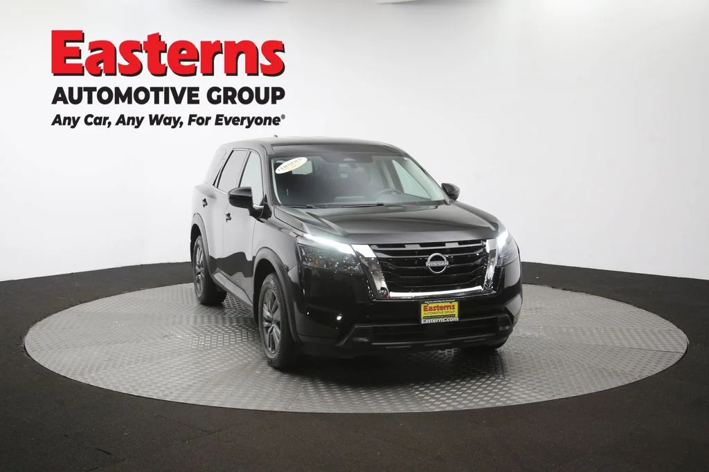 Used 2024 Black Nissan S image 51