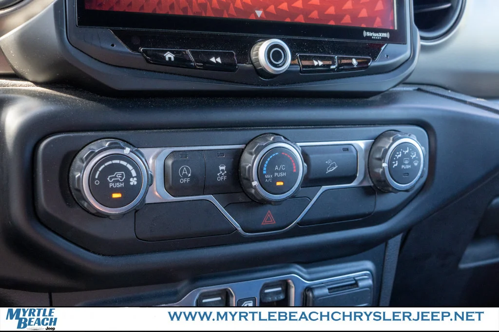 Used 2020 Red Clearcoat Jeep Unlimited Sport S image 24