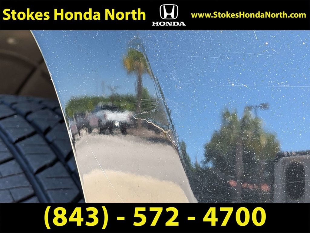 Used 2019 Black GMC Denali image 2