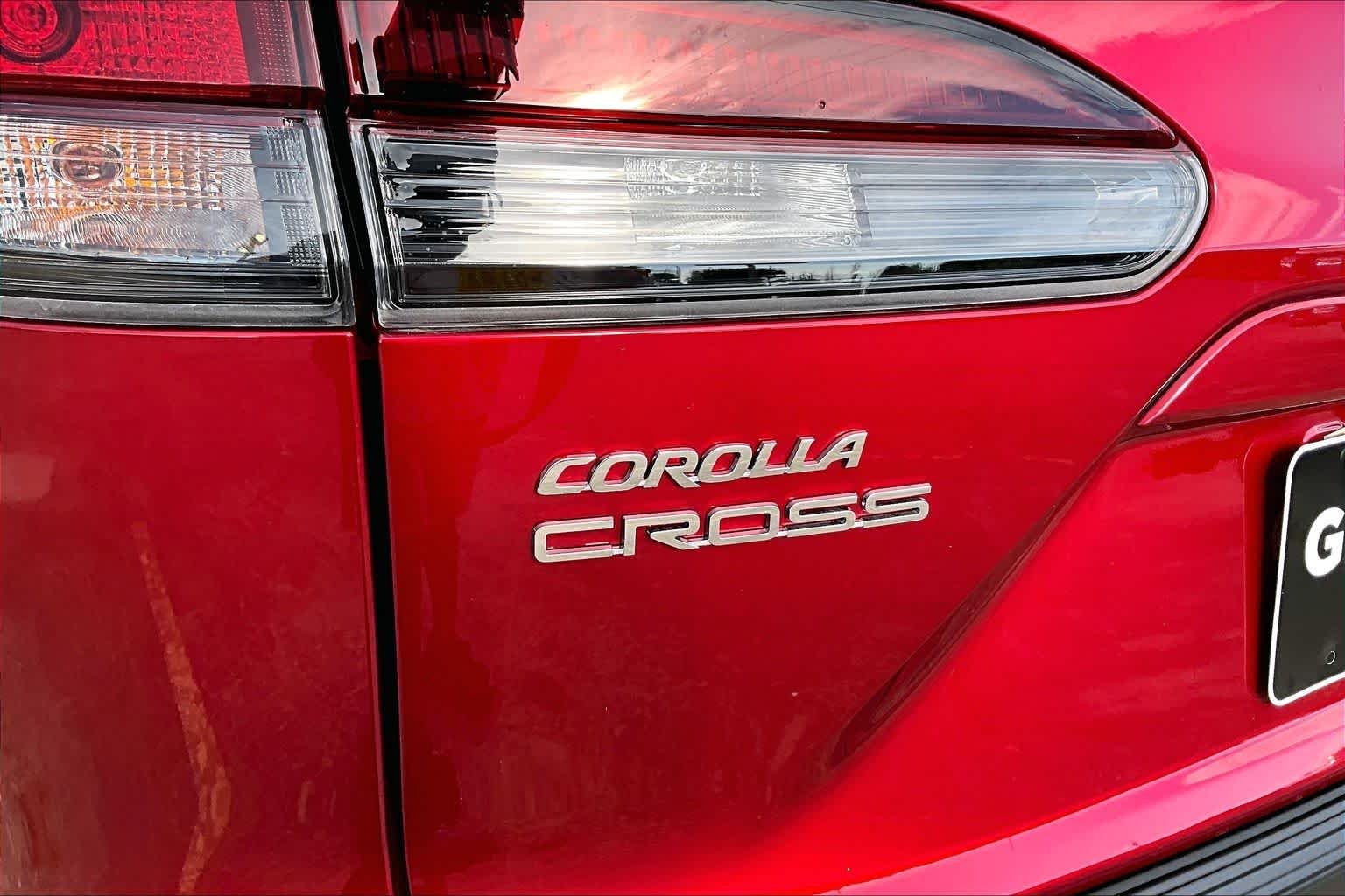 Used 2026 Soul Red Crystal Toyota LE image 30