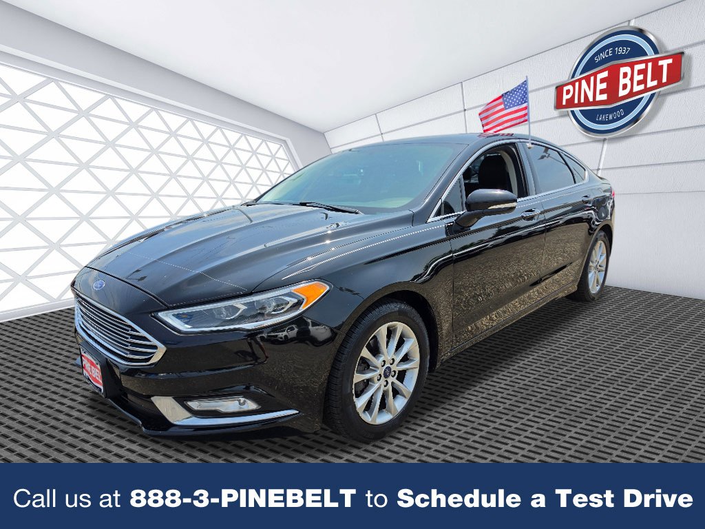 Certified Used 2017 Shadow Black Ford SE image 1