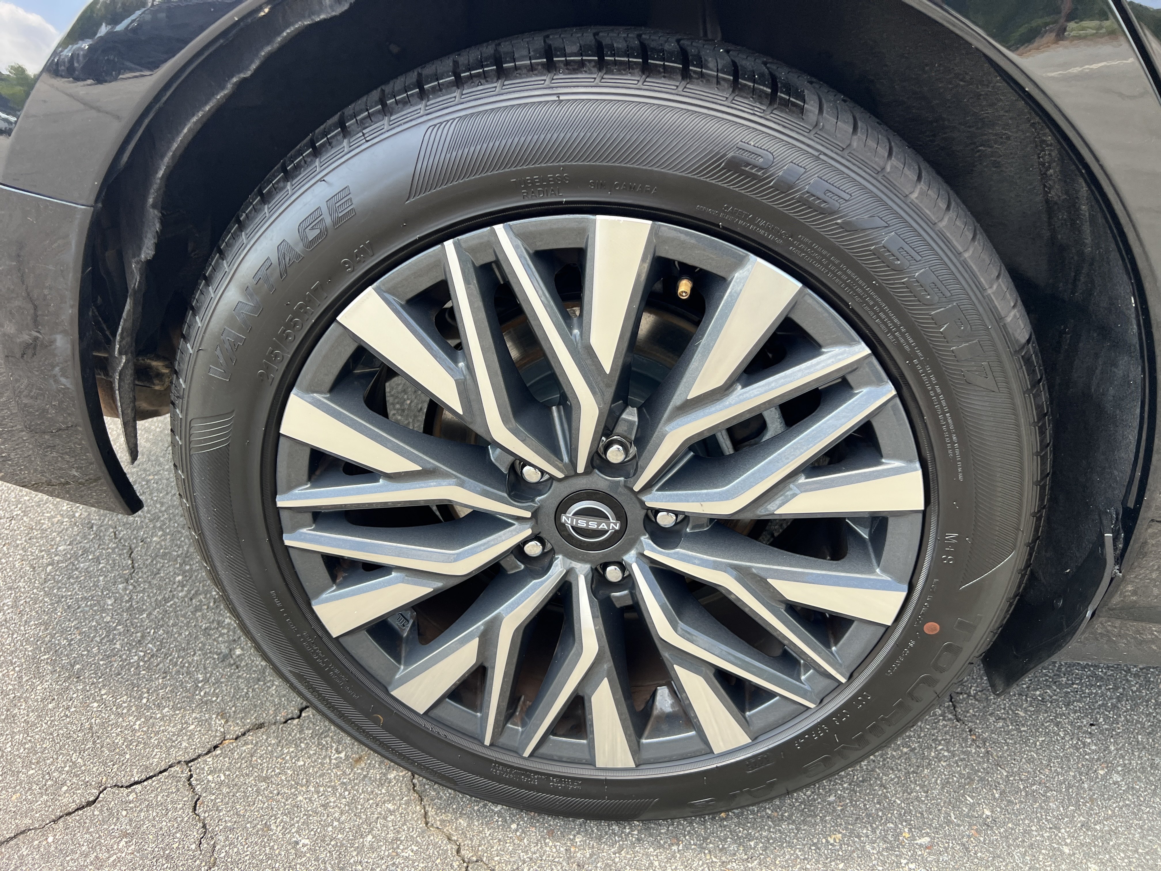 Certified Used 2024 Super Black Nissan 2.5 SV image 11