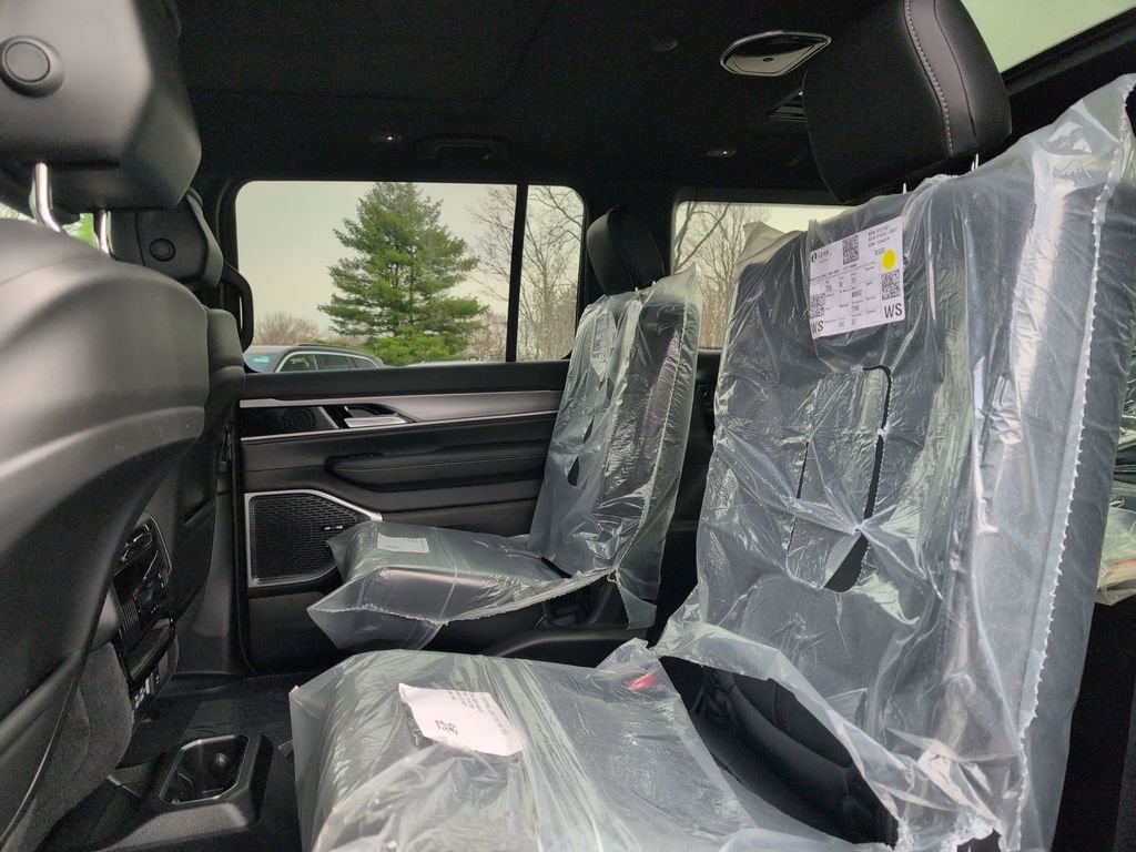 New 2026 Steel Blue Exterior Paint Jeep Upland image 22