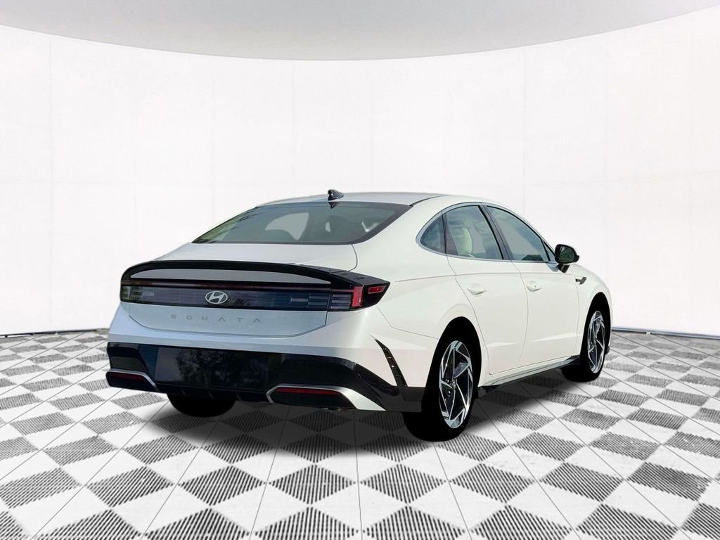New 2026 White Hyundai SEL Sport image 13