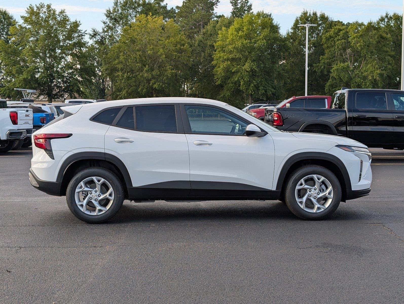New 2026 Summit White Chevrolet LS image 8