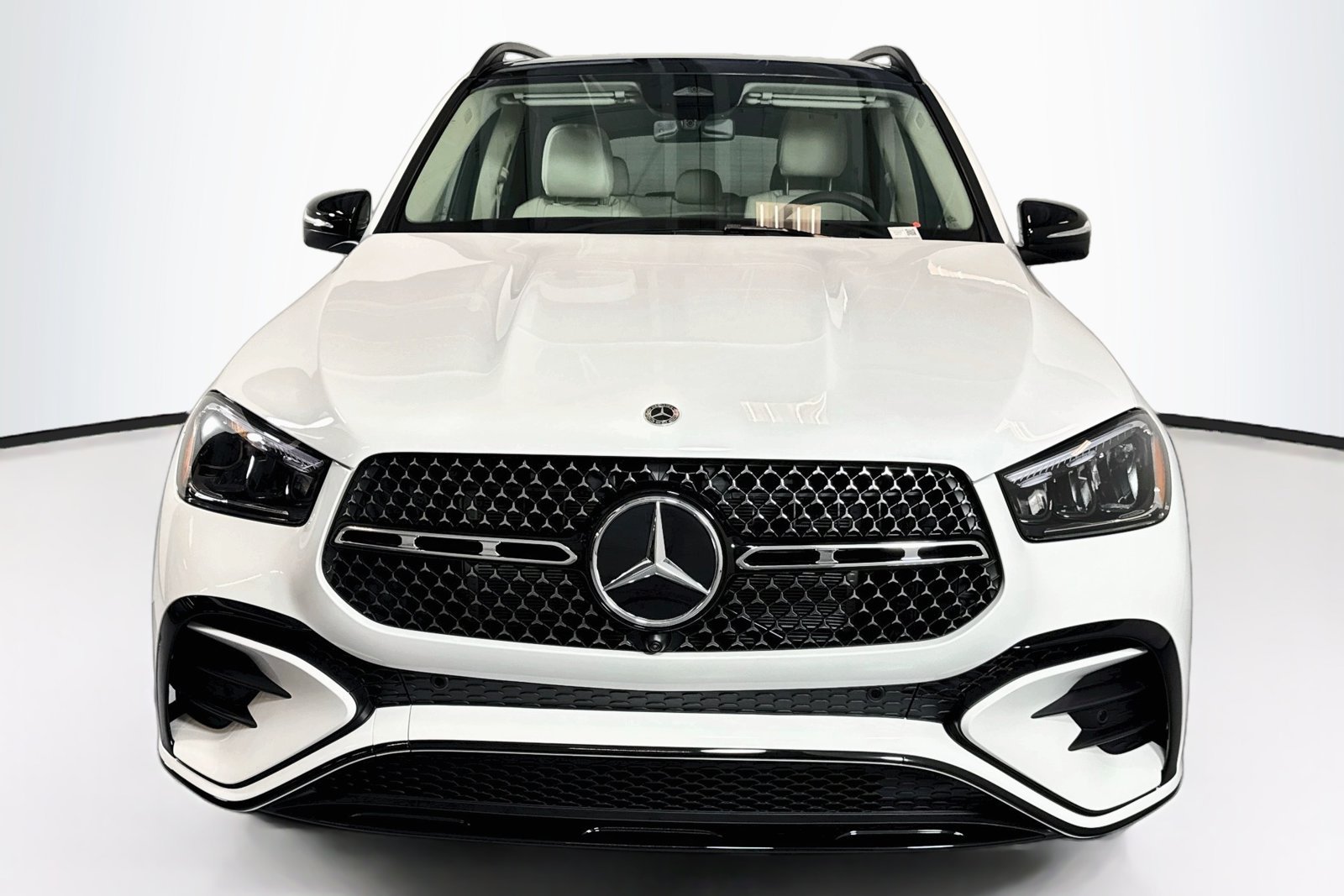 New 2026 Polar White Mercedes-Benz GLE 450 image 2