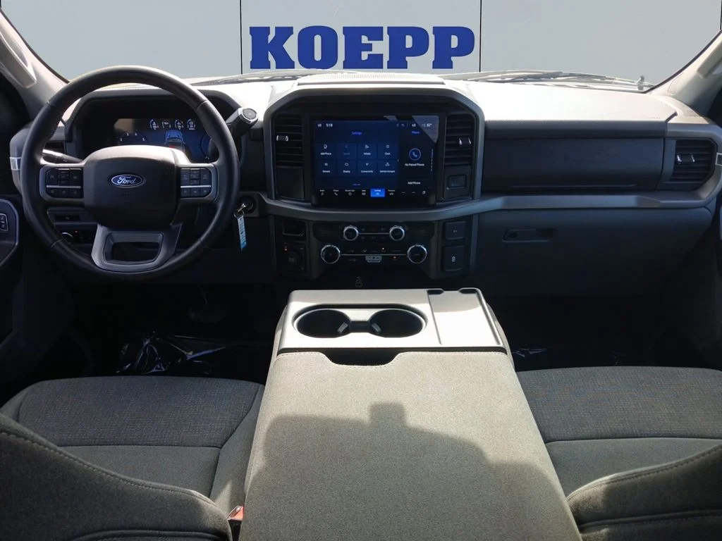 Used 2025 Carbonized Gray Metallic Ford XLT image 12