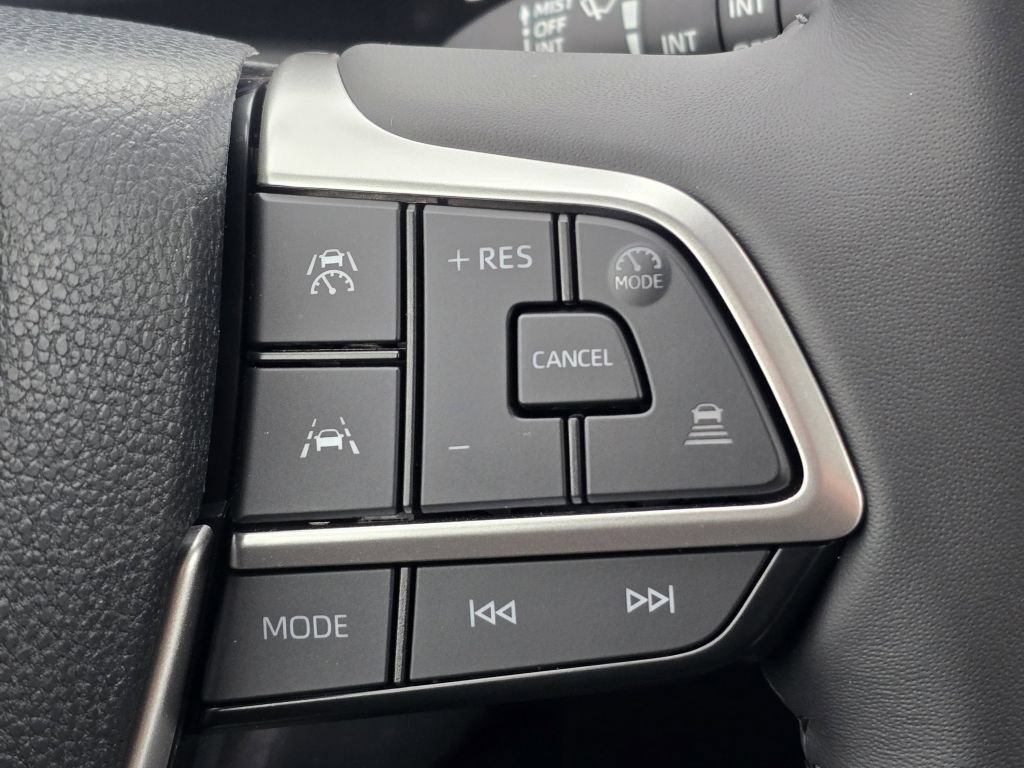 Used 2026 Pearl Toyota XLE image 13