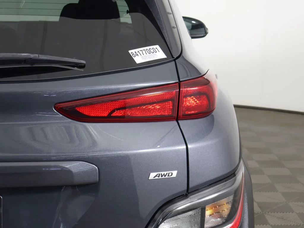 Used 2022 Gray Hyundai SEL image 17