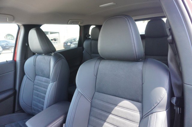 2025 Mitsubishi Outlander Plug-in Hybrid SE - Photo 19