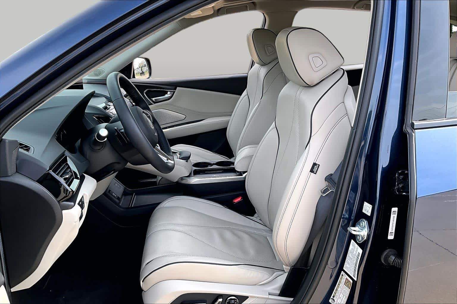Used 2026 Canyon River Blue Metallic Acura w/Advance Package image 8