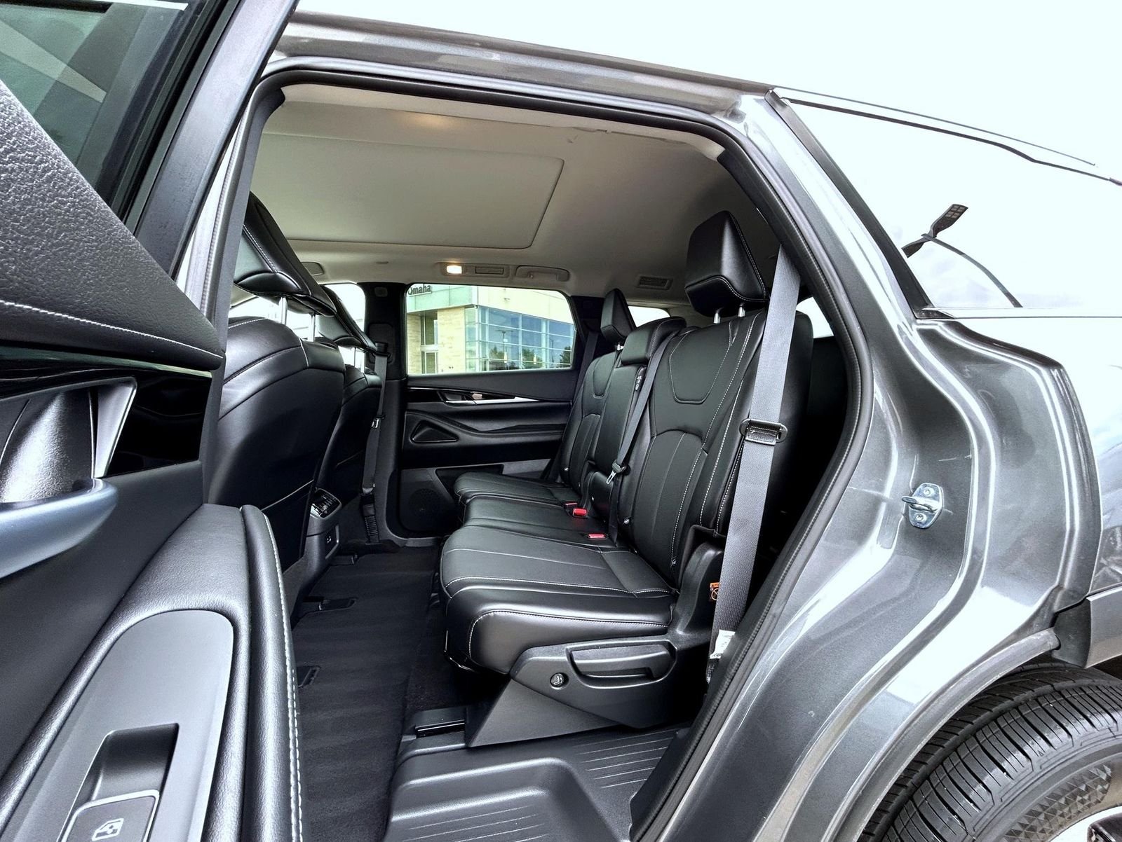 Certified Used 2025 Gray INFINITI PURE image 21