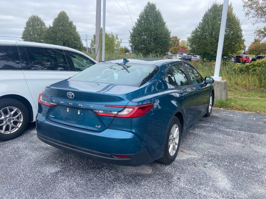 Used 2025 Ocean Toyota LE image 5