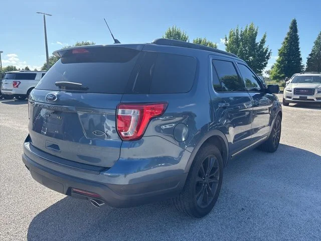 Used 2019 Blue Ford XLT image 5
